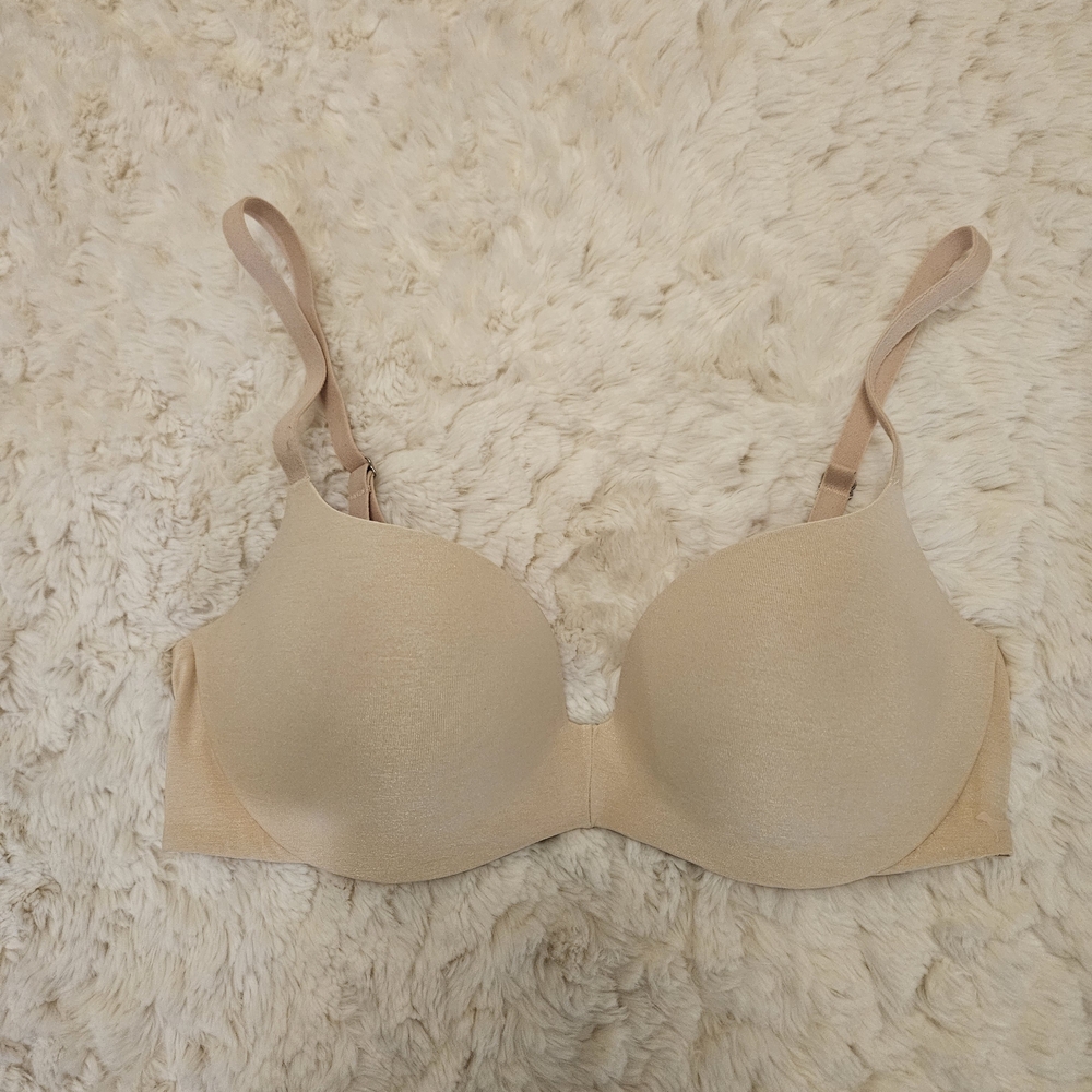 Seamless Nude Bra